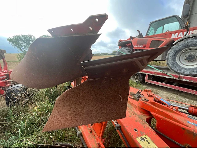 Kuhn - 2007 - varimaster 182 5 body - ploeg - afbeelding 6 van  10