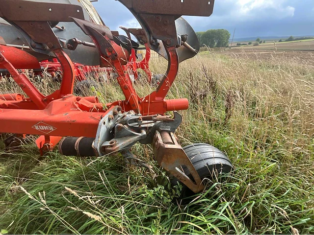 Kuhn - 2007 - varimaster 182 5 body - ploeg - afbeelding 8 van  10