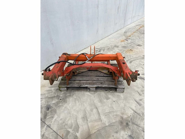 Kuhn - hydraulische lift - power harrow hydraulic lift- 2000 - afbeelding 1 van  3