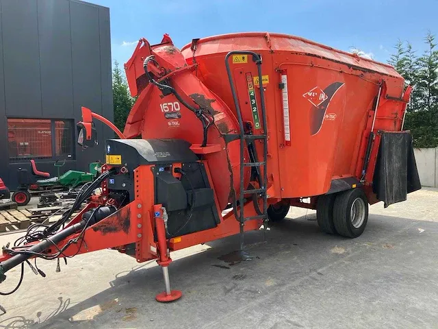Kuhn - pro271 - voermengwagen - 2016 - afbeelding 1 van  12