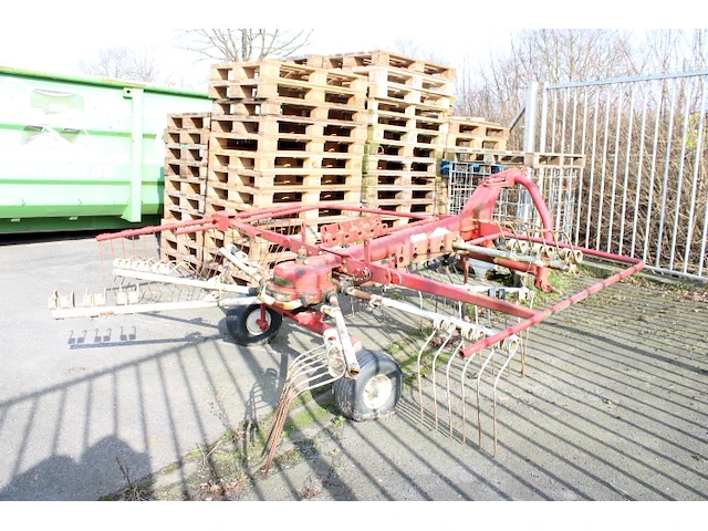Kuhn hooischudder - afbeelding 1 van  4