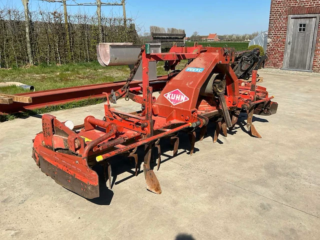 Kuhn rotorkopeg - 1994 - afbeelding 1 van  8