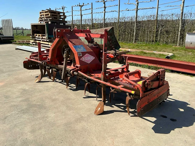 Kuhn rotorkopeg - 1994 - afbeelding 3 van  8
