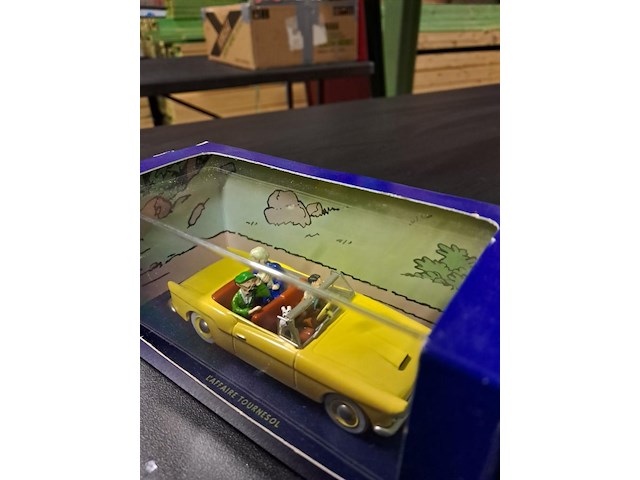 Kuifje auto de bordurische uit (de zaak zonnebloem) - afbeelding 4 van  4