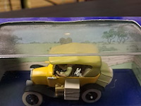 Kuifje auto de ford t uit (kuifje in afrika) - afbeelding 1 van  4