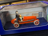 Kuifje auto de rode racewagen uit (de sigaren van de farao) - afbeelding 4 van  4