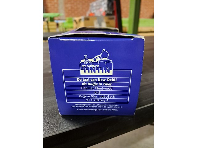 Kuifje auto de taxi van new-dehli uit (kuifje in tibet) - afbeelding 2 van  4