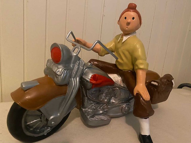 Kuifje op motor beeld - afbeelding 2 van  2