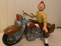 Kuifje op motor beeld - afbeelding 2 van  2