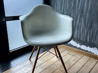 Kuipstoel eames (replica) - afbeelding 1 van  2