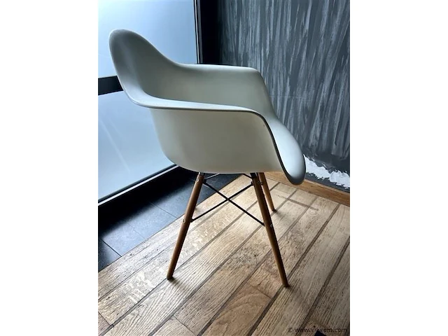 Kuipstoel eames (replica) - afbeelding 2 van  2