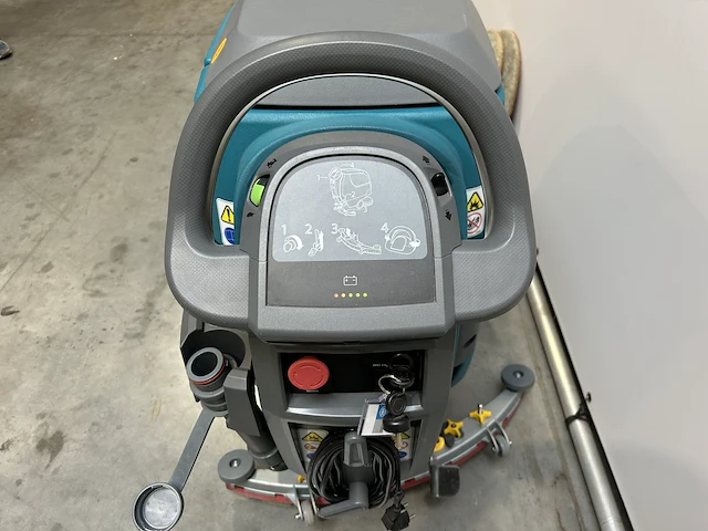 Kuismachine tennant t300e - afbeelding 7 van  7