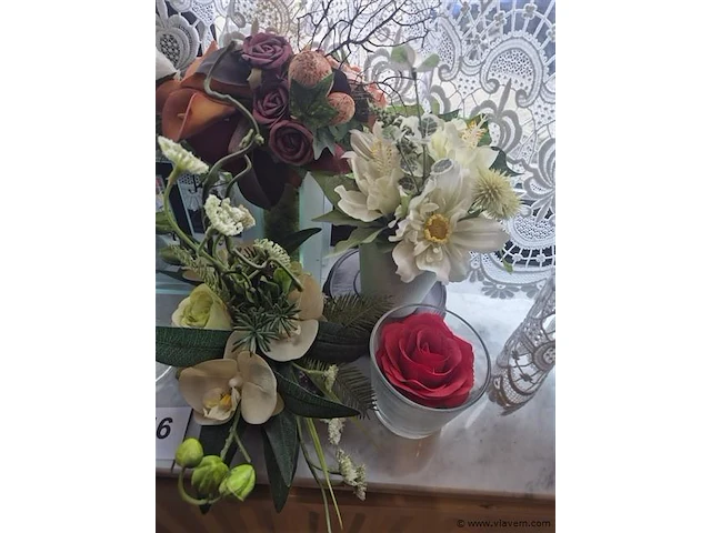 Kunstbloemen en thermometer - afbeelding 2 van  3