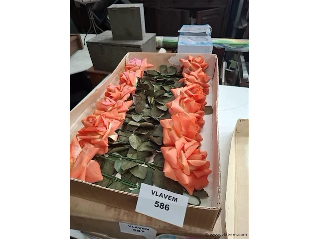 Kunstbloemen - afbeelding 1 van  1