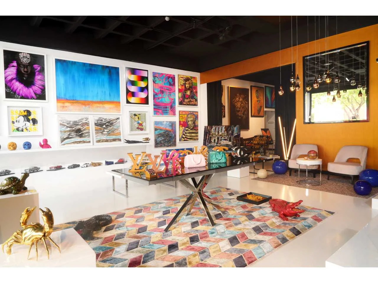 Kunstgallerij - sculpturen, pop art, exclusieve artiesten, filmsterren & automobilia - levering be + nl
