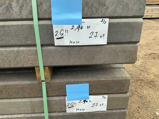 Kunstof 10x10 2m10 tuinpalen (54x) - afbeelding 4 van  4