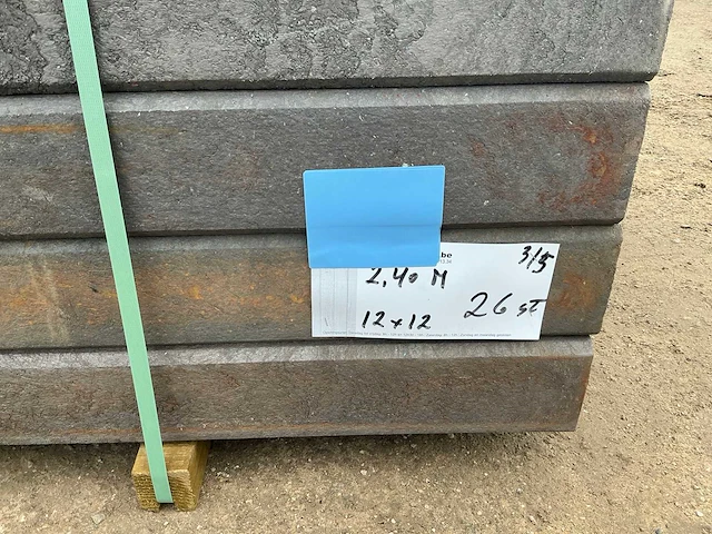Kunstof 12x12 2m40 tuinpalen (26x) - afbeelding 4 van  4