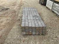 Kunstof 12x12 2m40 tuinpalen (42x) - afbeelding 2 van  4