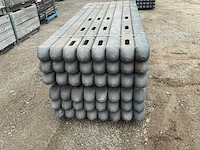 Kunstof 12x12 2m40 tuinpalen (48x) - afbeelding 3 van  4