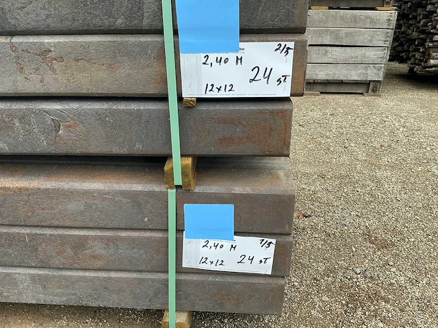 Kunstof 12x12 2m40 tuinpalen (48x) - afbeelding 4 van  4