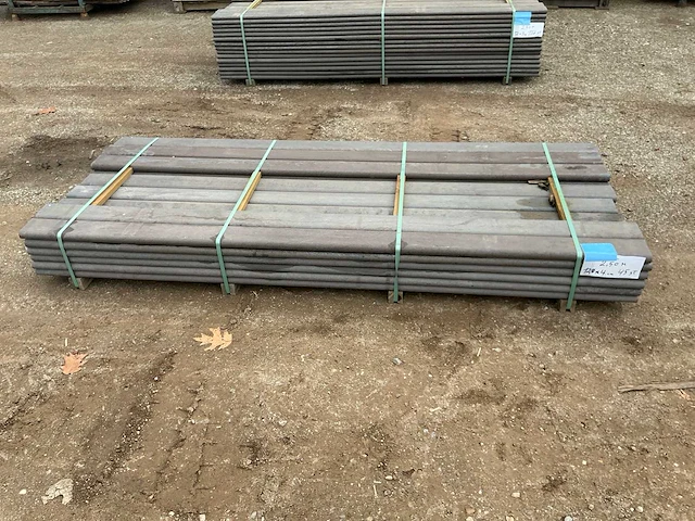 Kunstof 4x12 2m50 tuinleggers (45x) - afbeelding 1 van  4