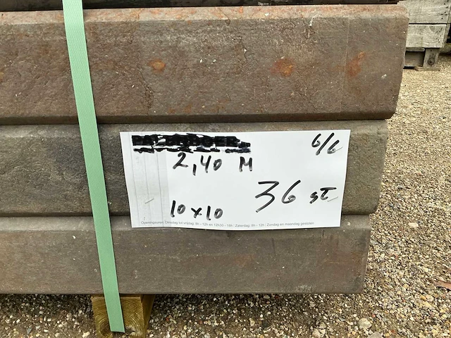 Kunststof 10x10 2m40 tuinpalen (36x) - afbeelding 3 van  3