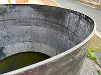 Kunststof 4000 liter tank, gebruikt voor opslag regenwater. - afbeelding 3 van  4