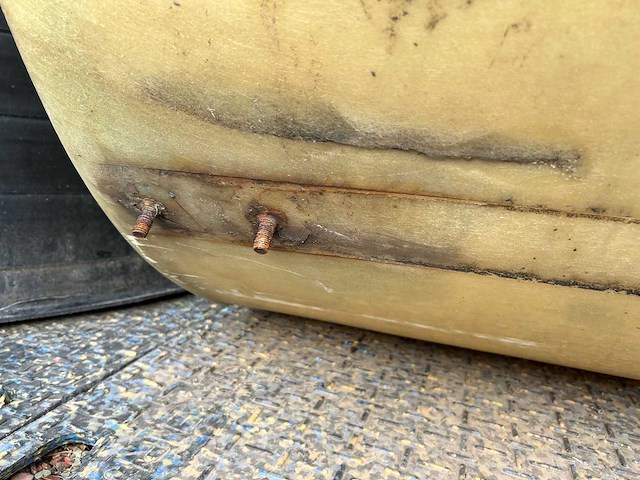 Kunststof 5000 liter tank, gebruikt als watertank voor opslag regenwater. - afbeelding 5 van  9