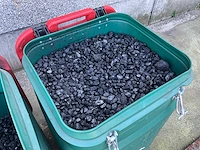 Kunststof afvalcontainer gevuld met steenkool 4 stuks - afbeelding 9 van  10