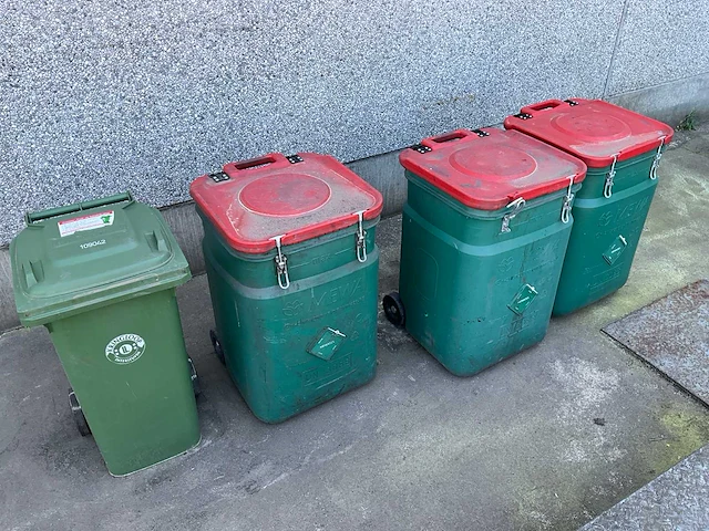 Kunststof afvalcontainer gevuld met steenkool 4 stuks - afbeelding 10 van  10