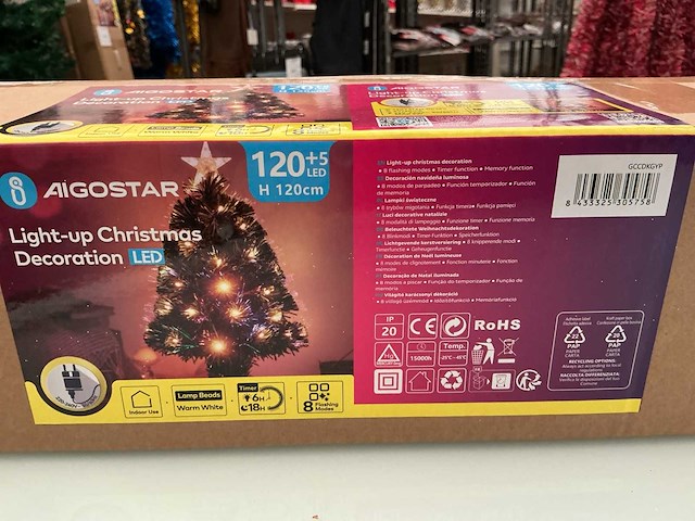 Kunststof kerstboom. - afbeelding 1 van  2