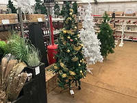 Kunststof kerstboom.