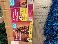 Kunststof kerstboom. - afbeelding 3 van  3