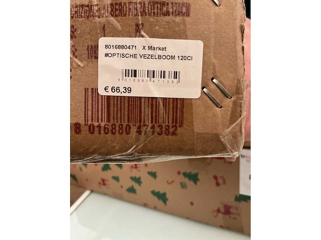 Kunststof kerstboom. - afbeelding 2 van  2