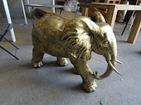 Kunststof olifant - afbeelding 3 van  4