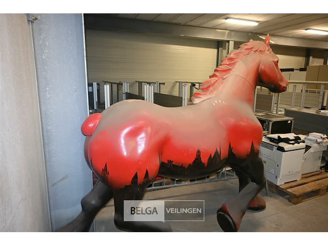 Kunststof paard - afbeelding 4 van  6