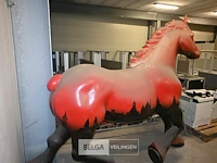 Kunststof paard - afbeelding 4 van  6