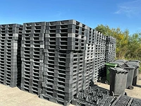 Kunststof pallets (440x) - afbeelding 2 van  2
