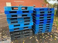 Kunststof palletten (21x) - afbeelding 1 van  3