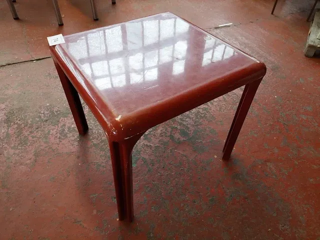 Kunststof tafel - afbeelding 2 van  2