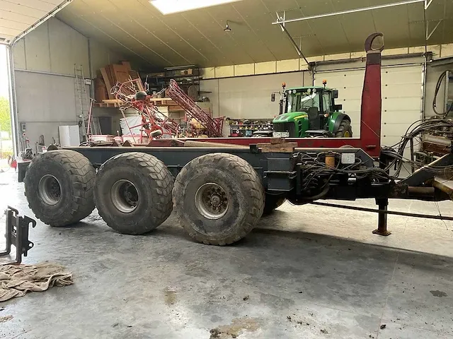 Kurstjens haakarmsysteem containerchassis - afbeelding 19 van  20