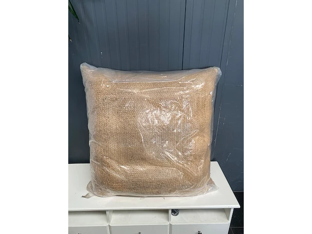 Kussen - jardinico - 100 x 100 cm. - gevlochten - 100% natuurlijk - afbeelding 2 van  3