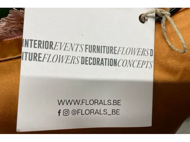 Kussens, poef, vel - afbeelding 3 van  4