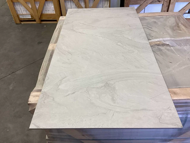 Kutahya atlantis white mat 80x160 cm xxl tegel 51,2 m² - afbeelding 1 van  15