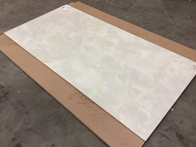 Kutahya onelya white gepolijst 60x120 cm tegel 120,96 m² - afbeelding 4 van  9
