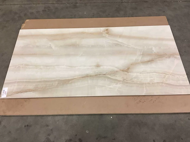 Kutahya opal bone gepolijst 60x120 cm tegel 60,48 m² - afbeelding 10 van  12