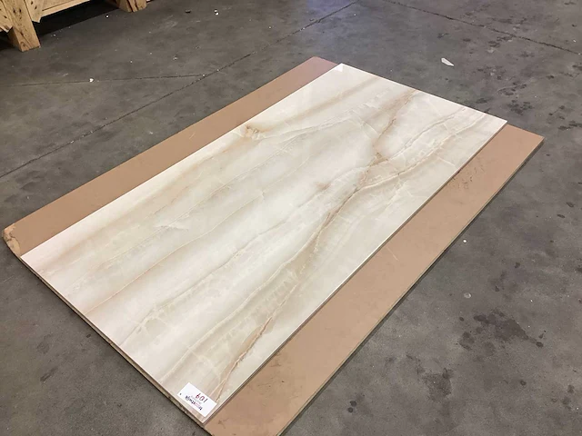 Kutahya opal bone gepolijst 60x120 cm tegel 60,48 m² - afbeelding 11 van  12