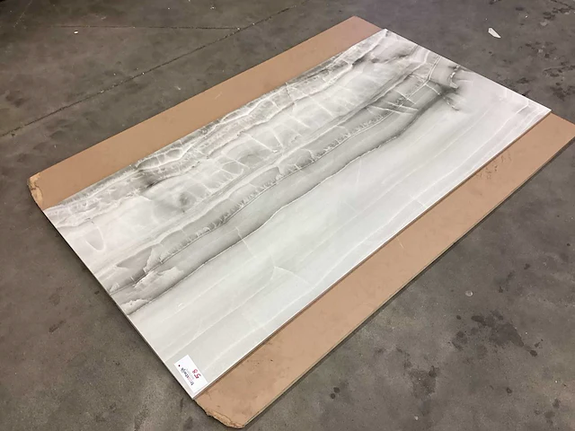 Kutahya opal grey gepolijst 60x120 cm tegel 60,48 m² - afbeelding 9 van  10