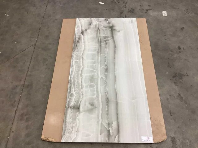 Kutahya opal grey gepolijst 60x120 cm tegel 60,48 m² - afbeelding 10 van  10