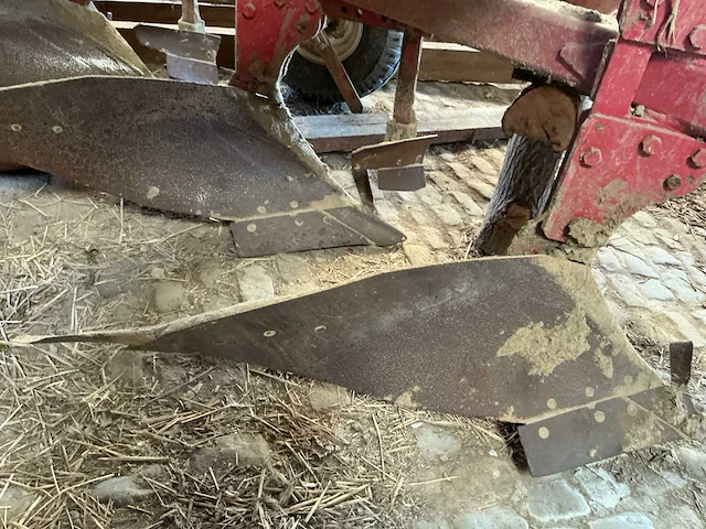 Kverneland - 4-schaar wentelploeg - plough - afbeelding 4 van  15